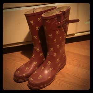 Rooster print wellies